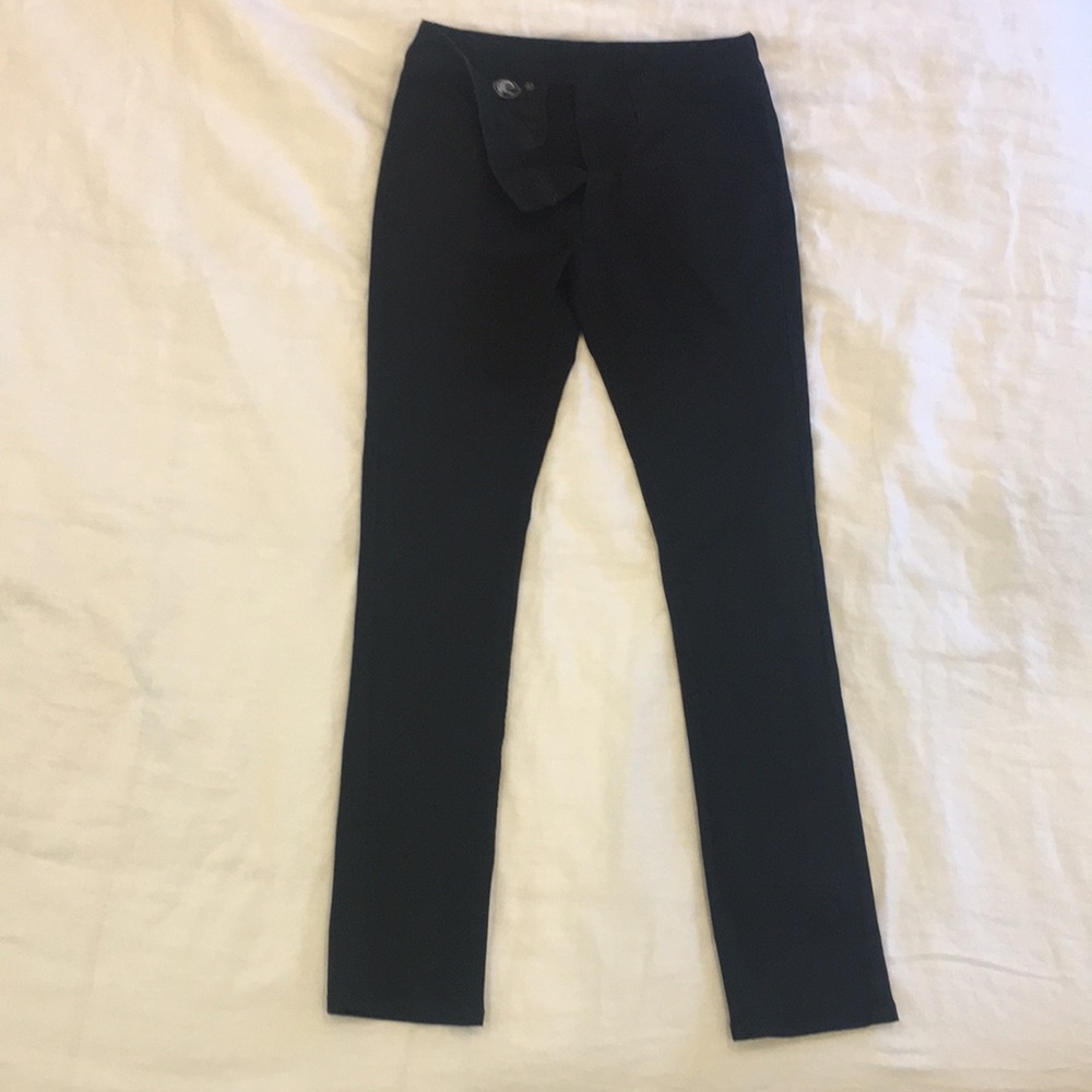 Black chino